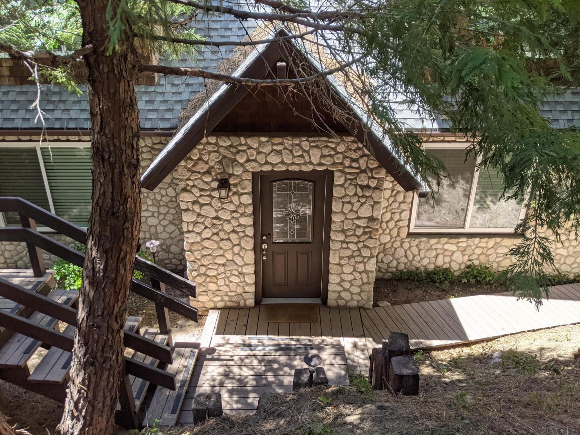 “The Grey Haven” - Secluded Home In The Woods Lake Arrowhead Exterior photo